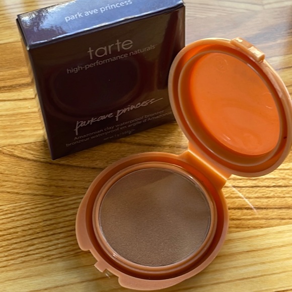 🔥3/20 TARTE Amazonian Clay Waterproof  Bronzer - Picture 6 of 6